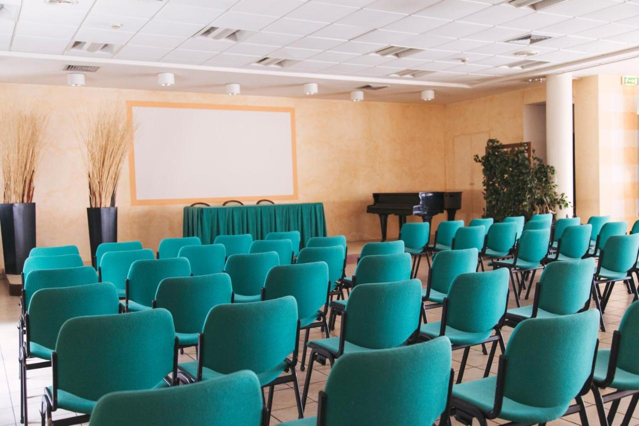 Hotel Clementi Salice Terme Εξωτερικό φωτογραφία